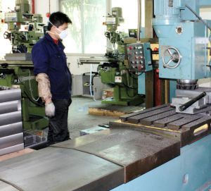 認(rèn)真上班的同事！